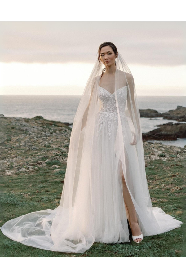 Salome abito da sposa avorio in pizzo svasato di Adore