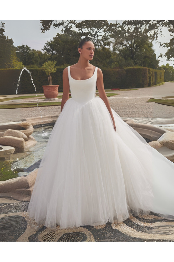 Kingston Abito da sposa avorio ampio in tulle di Justin Alexander