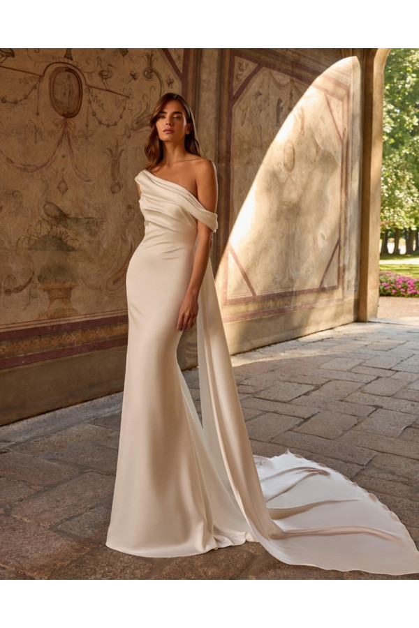 Abito da sposa Simi avorio, a sirena in raso  Alberto Palatachi 2027.