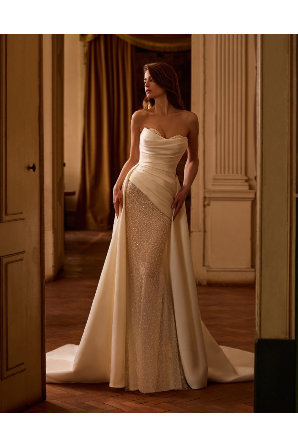 abito da sposa avorio a sirena in pizzo e organza di alberto palatchi