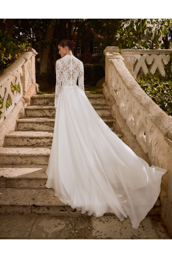 Abito da sposa avorio chiaro in chiffone e pizzo scivolato di alberto