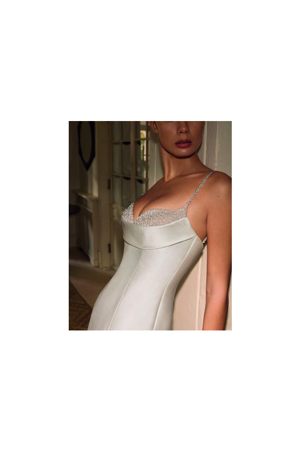 Hester abito da sposa a sirena di mikado avorio di Alberto Palatchi