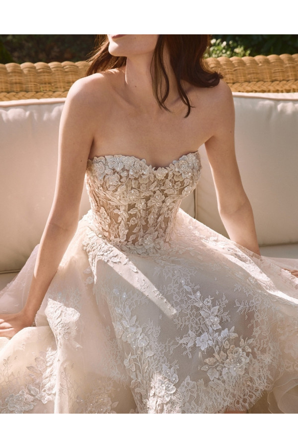 Abito da sposa Cindy, avorio, pizzo, ampio, Alberto Palatachi