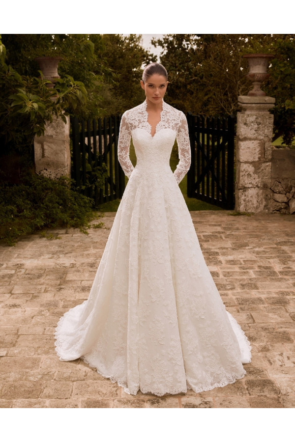 Abito da sposa Paloma, avorio, pizzo rebrodato, Alberto Palatachi