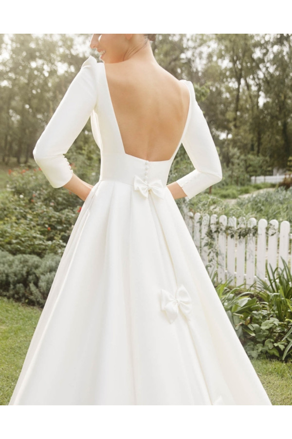 Abito da sposa Carly, ampio, avorio, in mikado, Alberto Palatchi