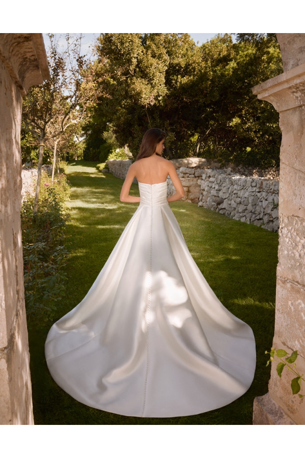 brenda abito da sposa ampio avorio di mikado alberto palatchi