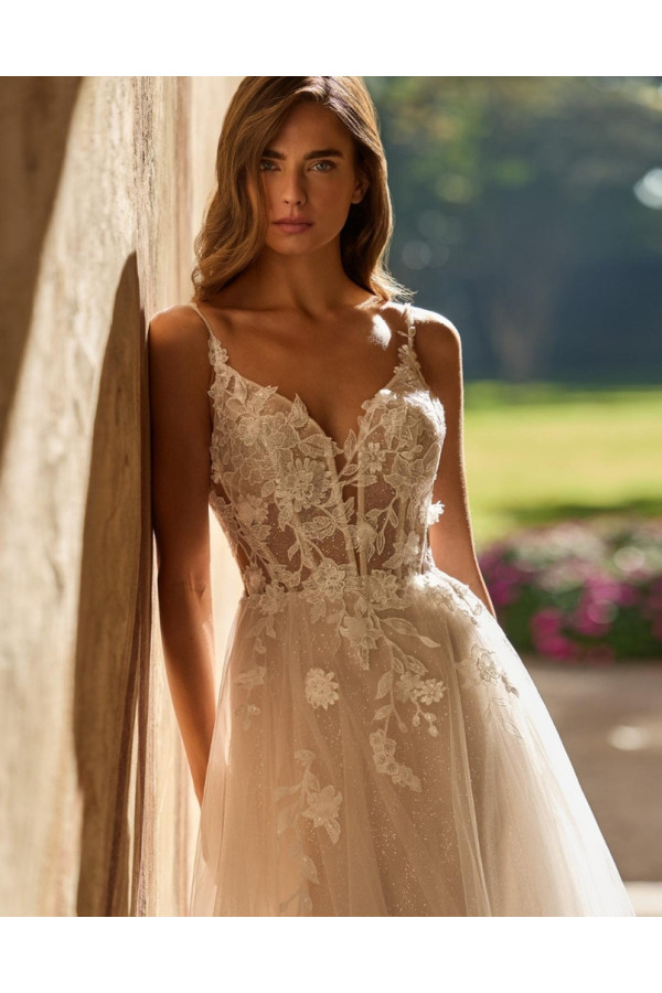 bito da sposa Ellie, avorio, tulle ricamato. Alberto Palatachi 2027